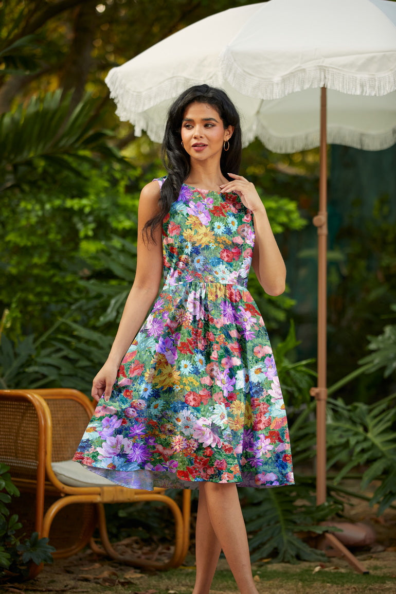 Retrolicious Floral Vintage Dress